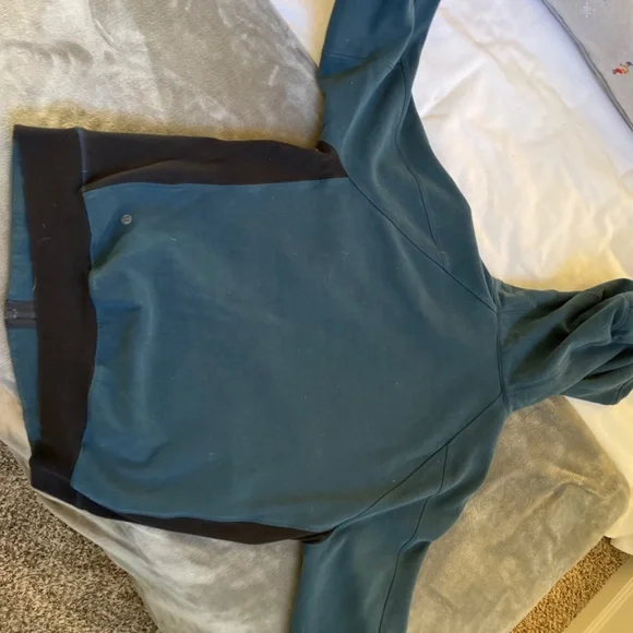 Lululemon Men’s Medium Full Zip Hoodie